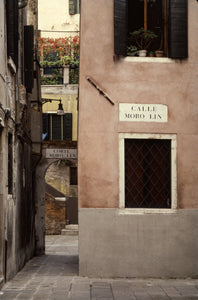 Venice: Moro Lin (color)